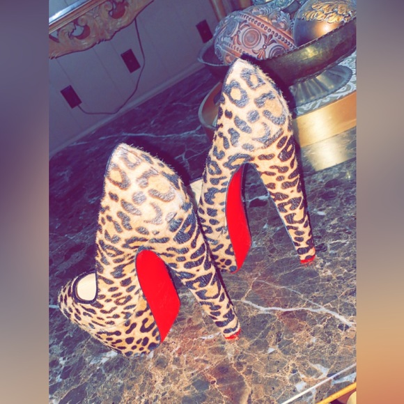 Christian Louboutin Leopard Print Bianca - Picture 4 of 7